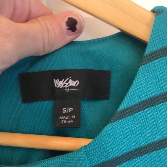 Cute Dress with zipper and pockets - Picture 3 of 4